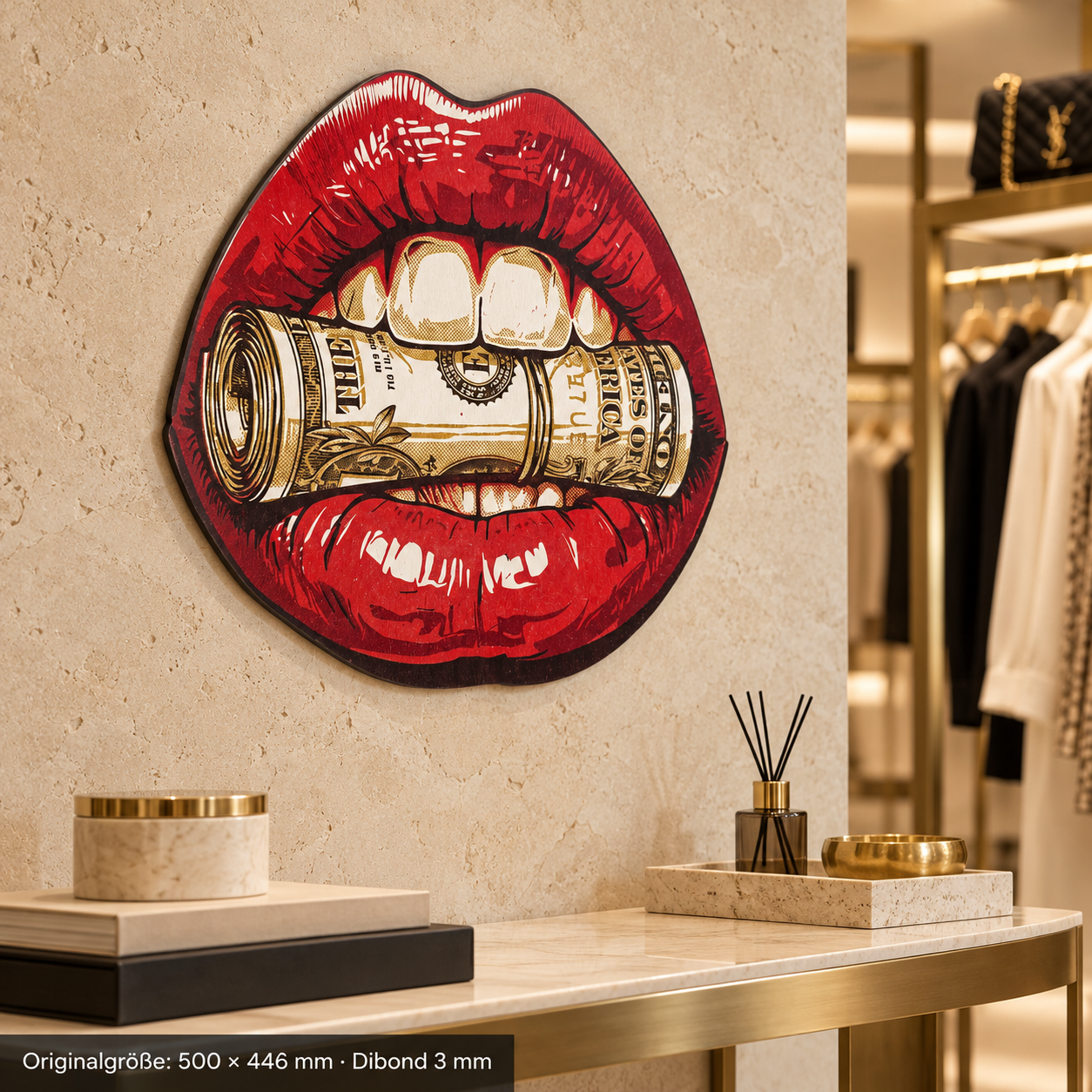 Moneymouth 500 × 446 mm Dibond – links-35-closeup als konturgeschnittenes Wandmotiv in einer Boutique