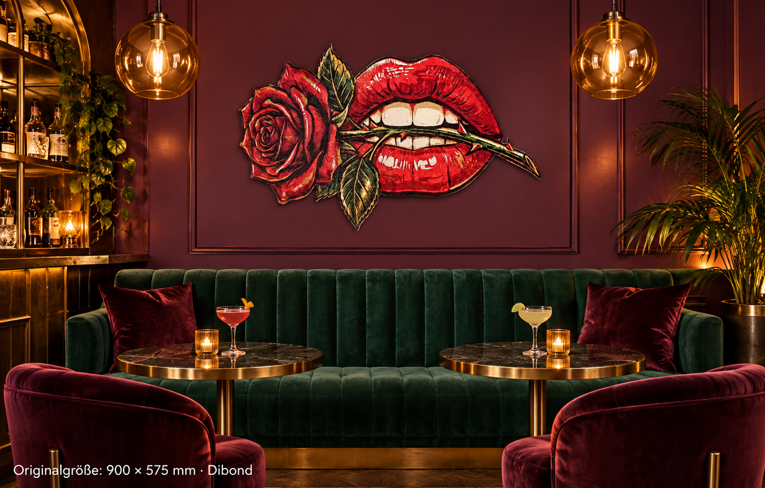 Rosenmund Konturschild aus Dibond, 900 × 575 mm, in einer Cocktailbar mit grüner Sitzbank.