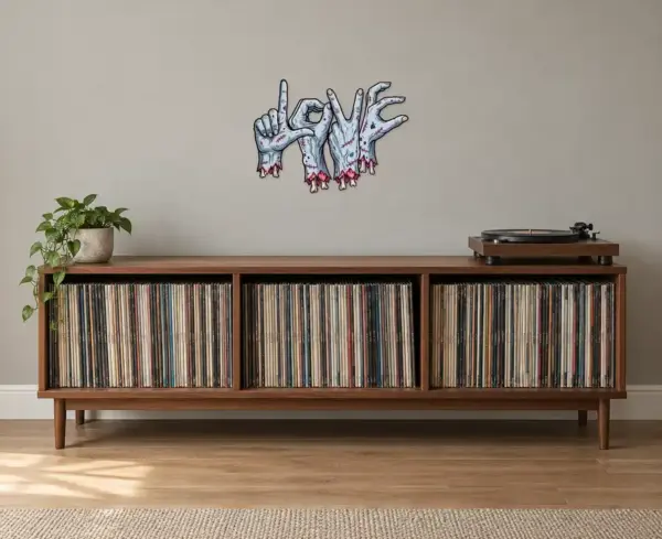 Zombie-Love Konturschild, 500 × 364 mm, Dibond, frontal im Raum